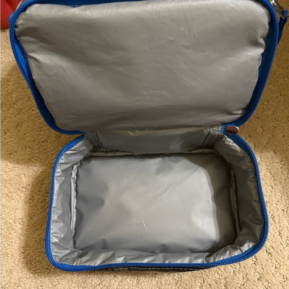 Transformers Backpack with Robot Design - Picture 3 of 4